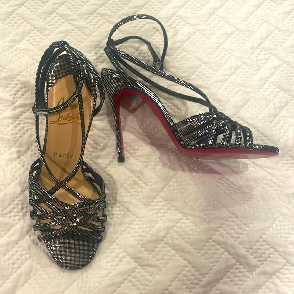 COPY - Christian Louboutin 37 EUC sandal Silver